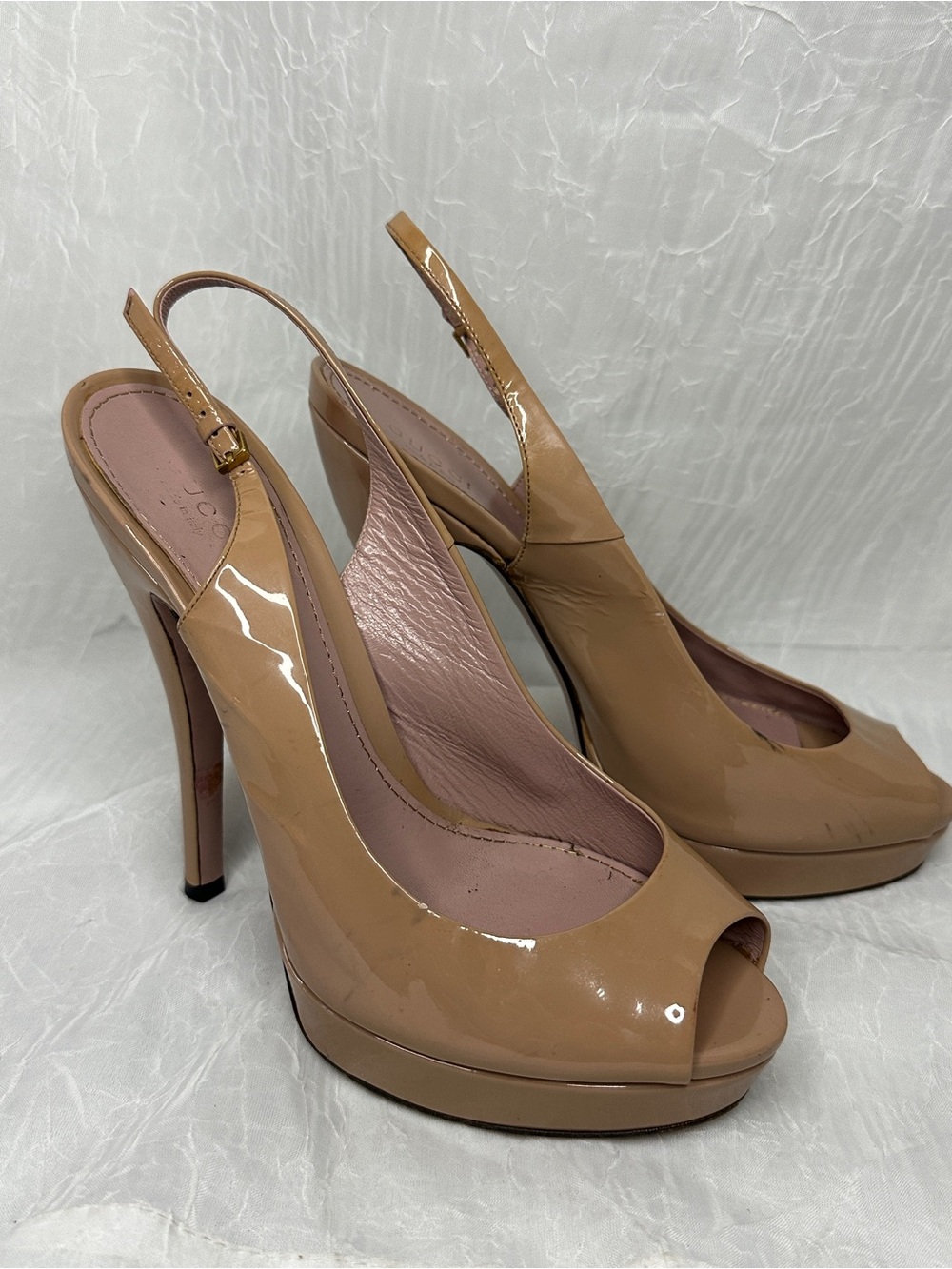 Gucci Nude Patent Leather Peep Toe Slingback Heels with Gold Buckle - Picture 7 of 12